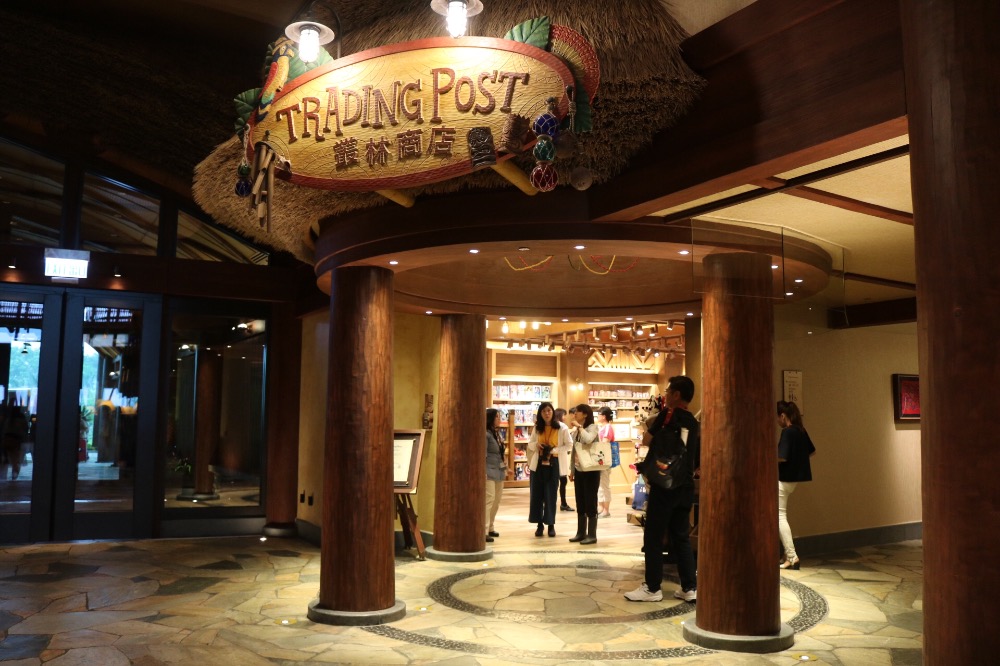 探検と夢がテーマ リゾート感満載の 香港ディズニーランド リゾート のホテルに滞在 探検と夢がテーマ リゾート感満載の 香港ディズニーランド リゾート のホテルに滞在